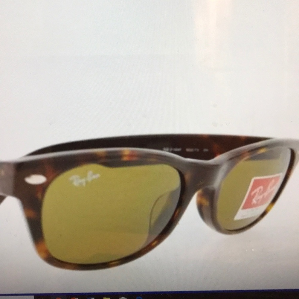 Ray-Ban Wayfarer Tortoise Model 2168 90273